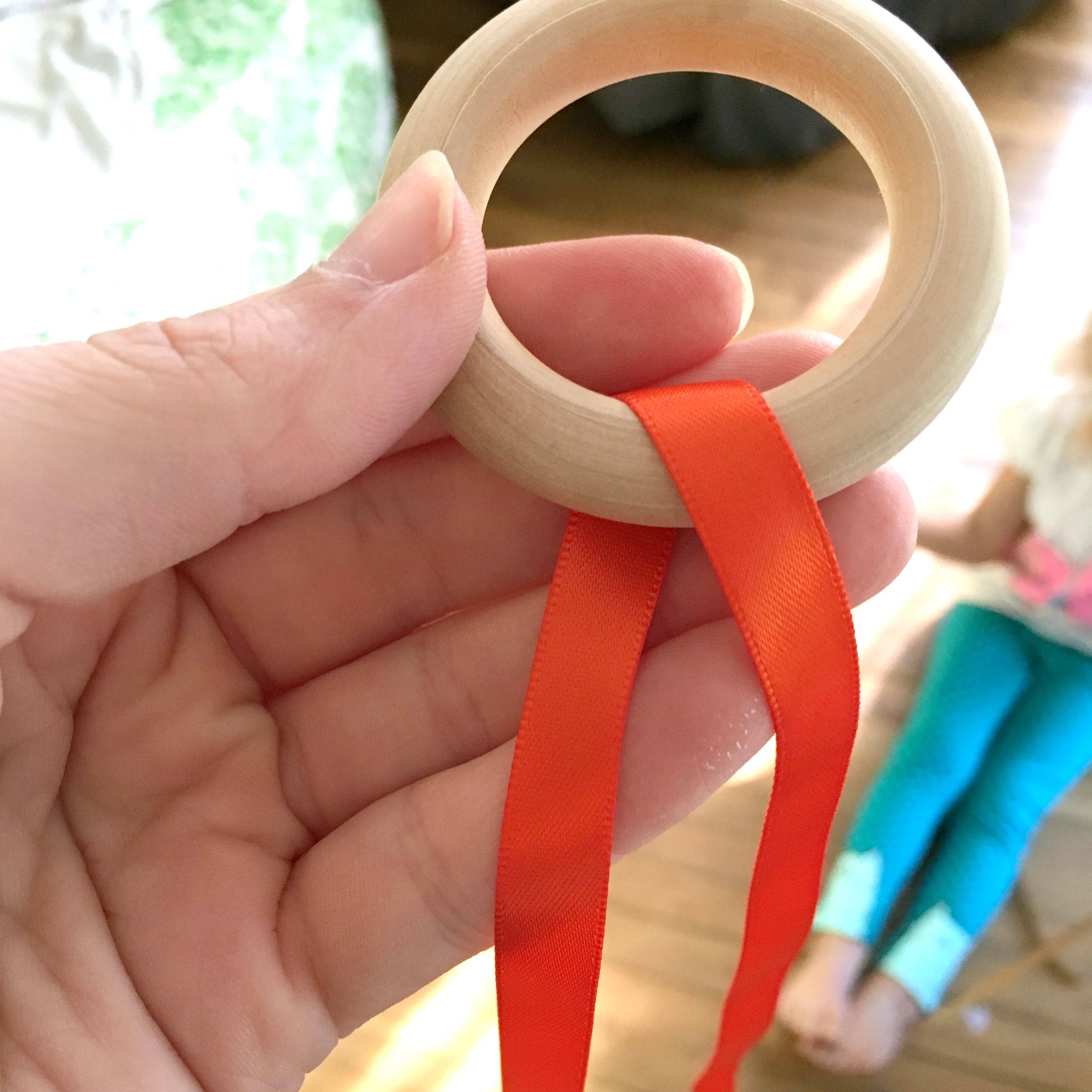 Threaded-Ribbon -